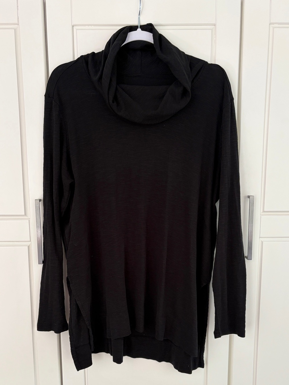 J. Jill Black Cowl Neck Women's long Sleeve TShirt medium 100% Pima Cotton